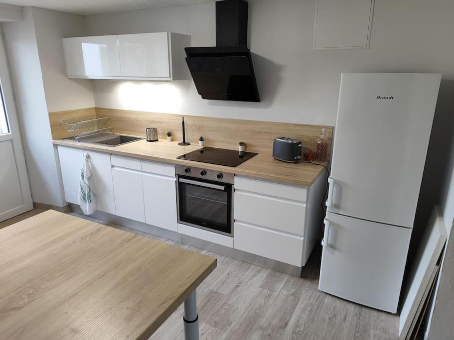 Apartment Le Sceycolais Spacieux Avec Terrasse Scey-sur-Saone-et-Saint-Albin